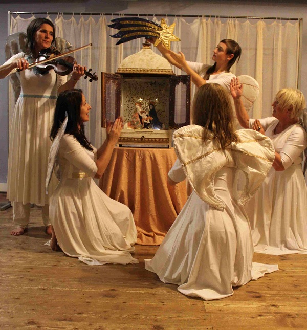 Andělé ze zapomenuté skřínky