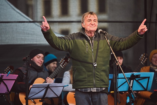 Miloš Dvořáček a Kytarový Betlém Matyáše Brauna